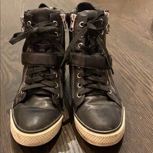 High heeled sneakers